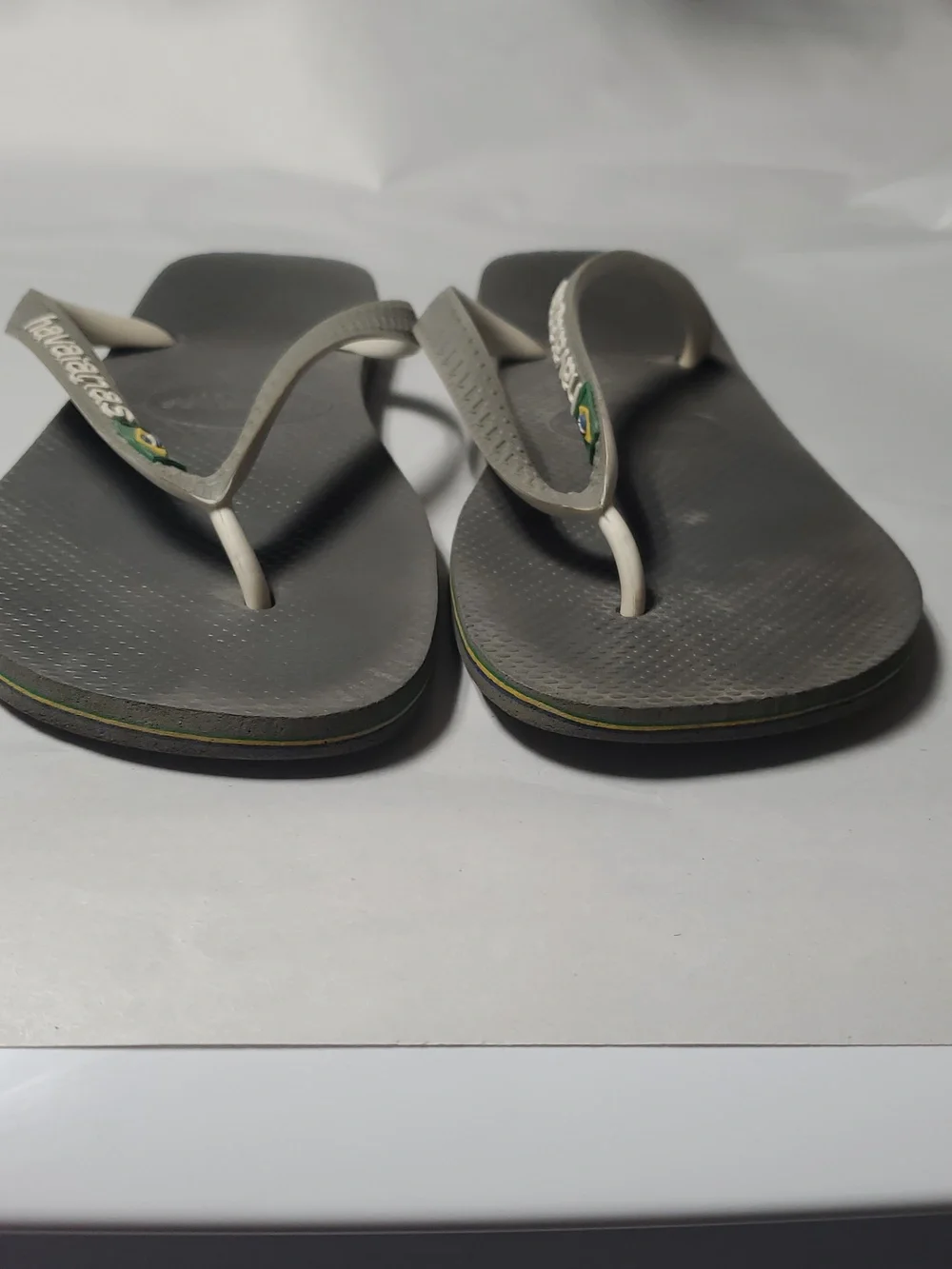 Havaianas Mens Brasil Logo-Embossed Rubber Flip Flops Size 10/11 Grey SummerSurf